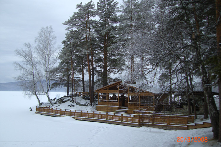 A health resort near Miass, adjacent to the frozen expanse of Lake Turgoyak in the Ural region. The resort was a frequent choice for the US delegation during verification visits to the SS-N-20 facility. (Photo courtesy of Natalya Romashko)